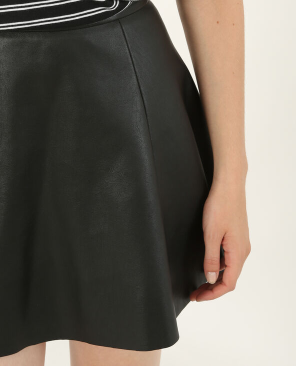 Mini jupe en similicuir noir - Pimkie