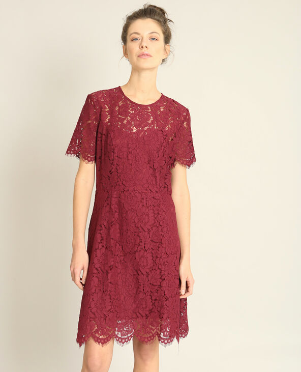 Robe en dentelle