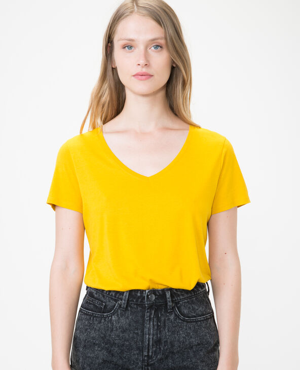 T-shirt à col V jaune ocre - Pimkie