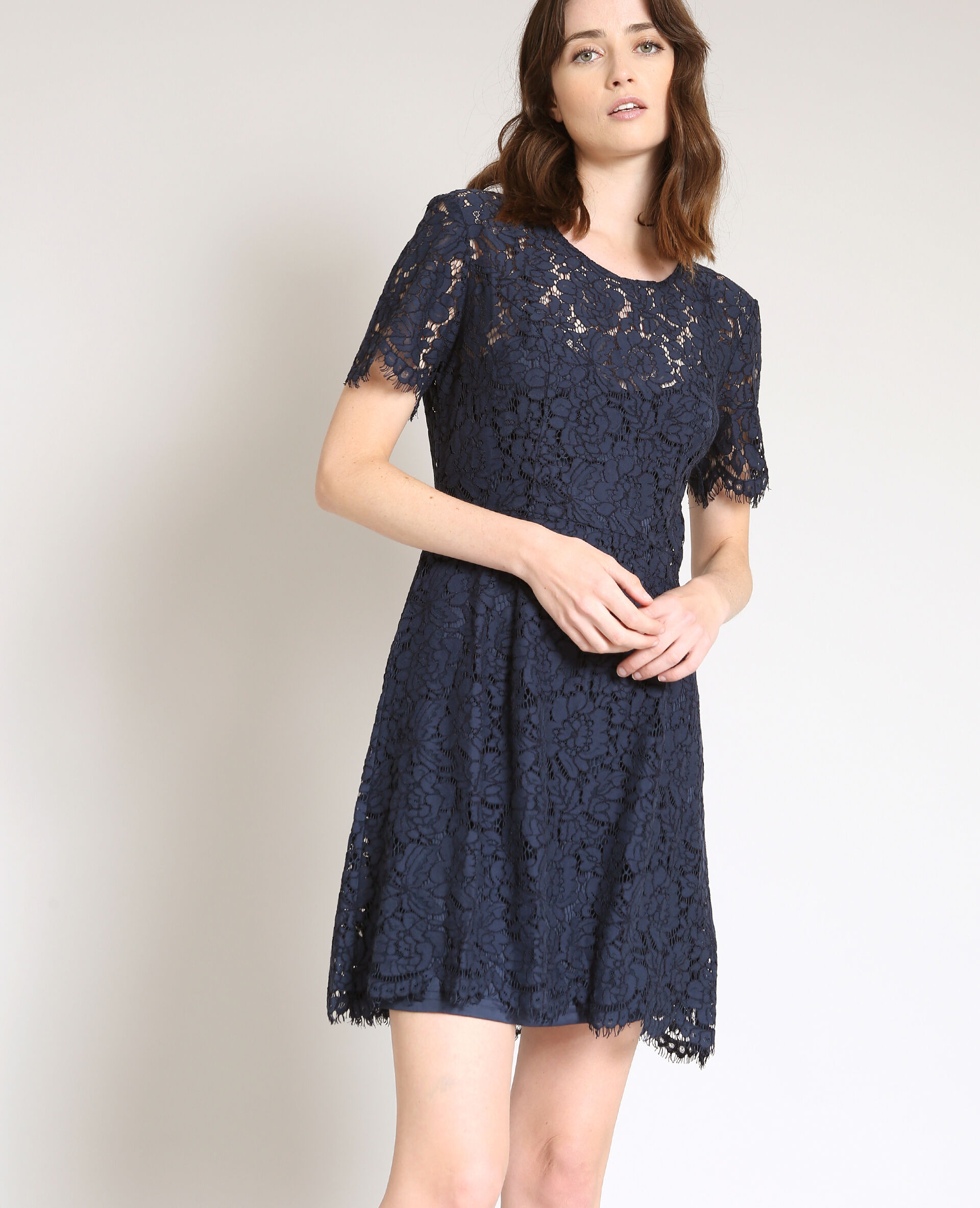 robe en dentelle bleu