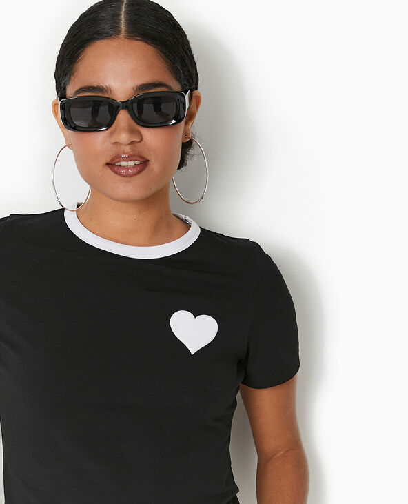 T-shirt court avec cœur noir - Pimkie