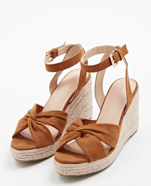 Sandales marron sale compensées