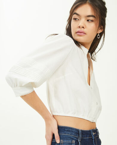 Blouse courte avec petits boutons. blanc - Pimkie