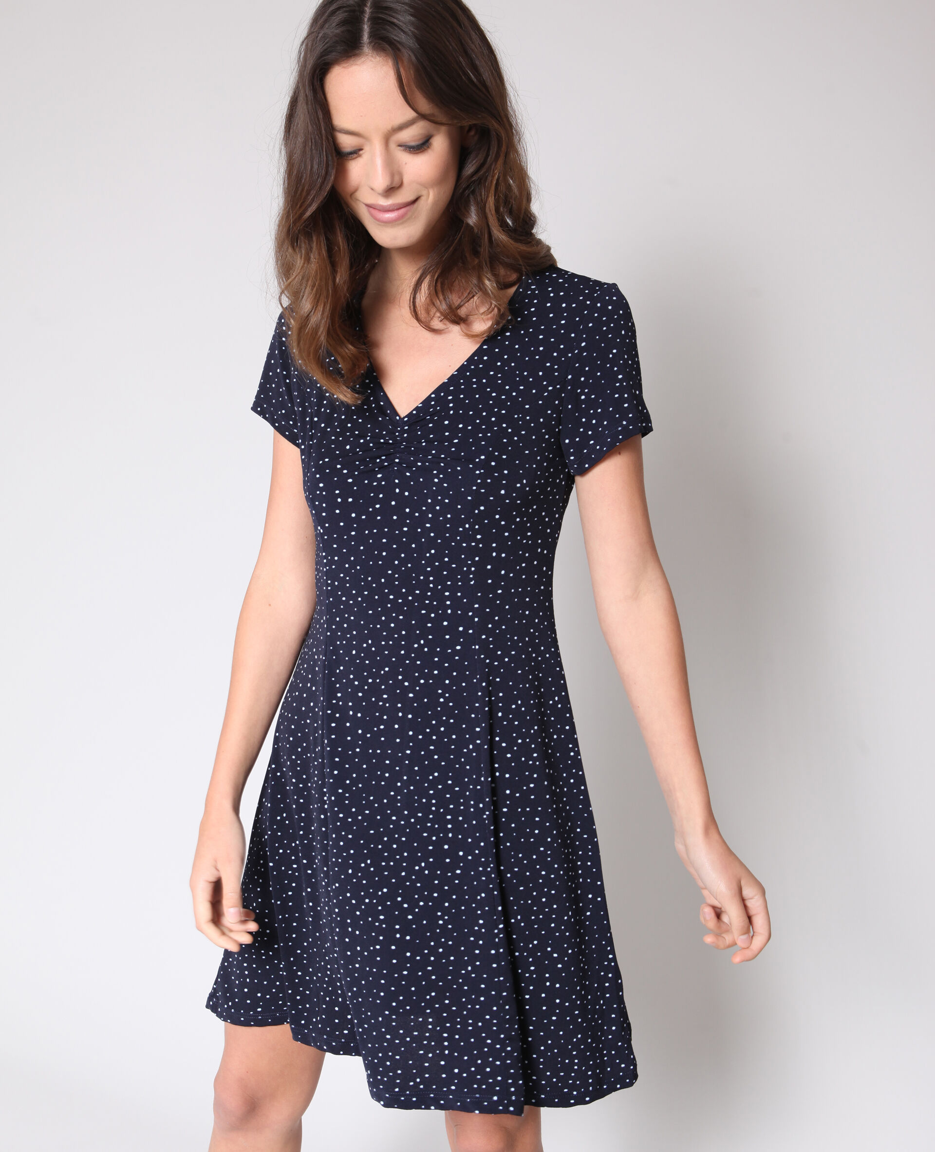 Robe à pois bleu marine