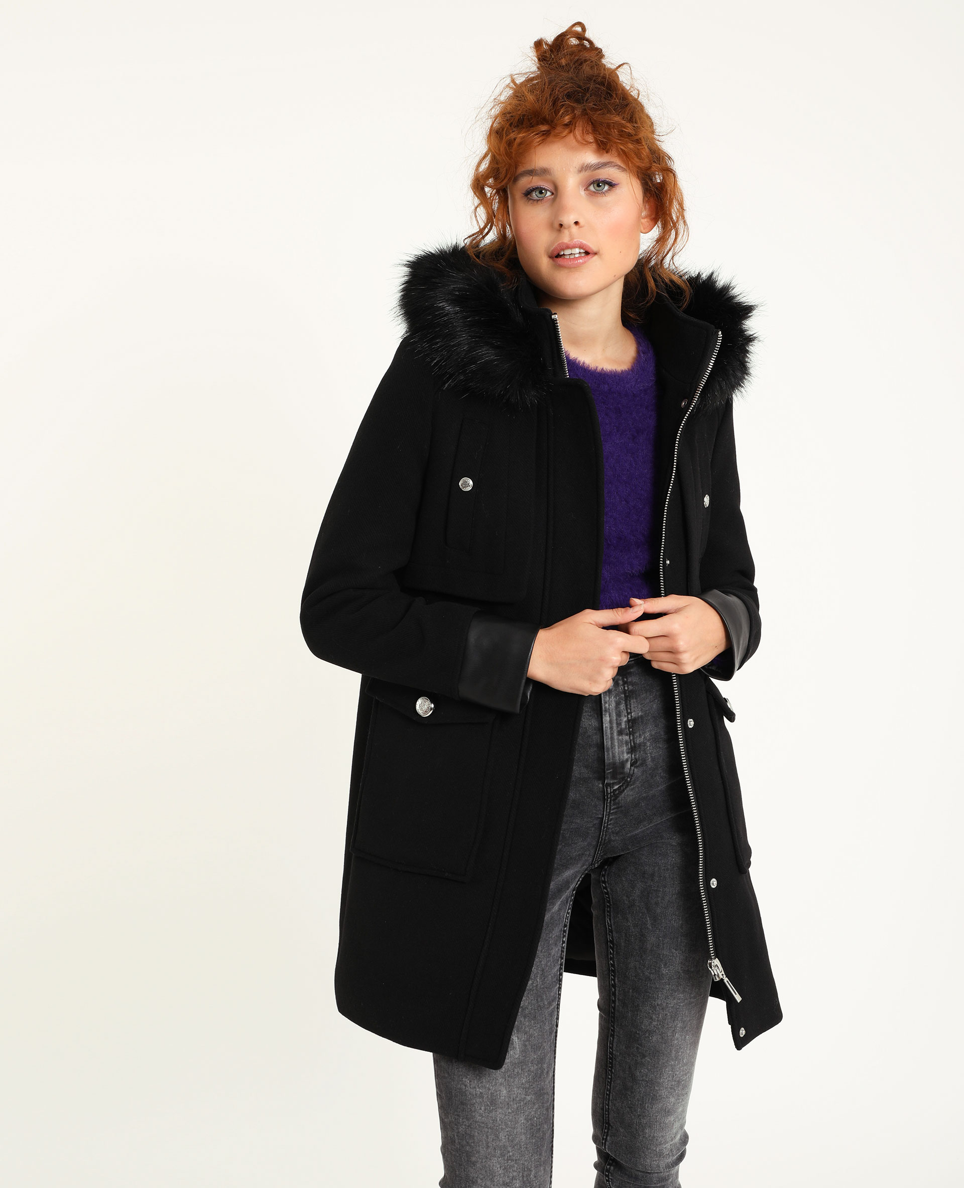 manteau noir en laine avec capuche