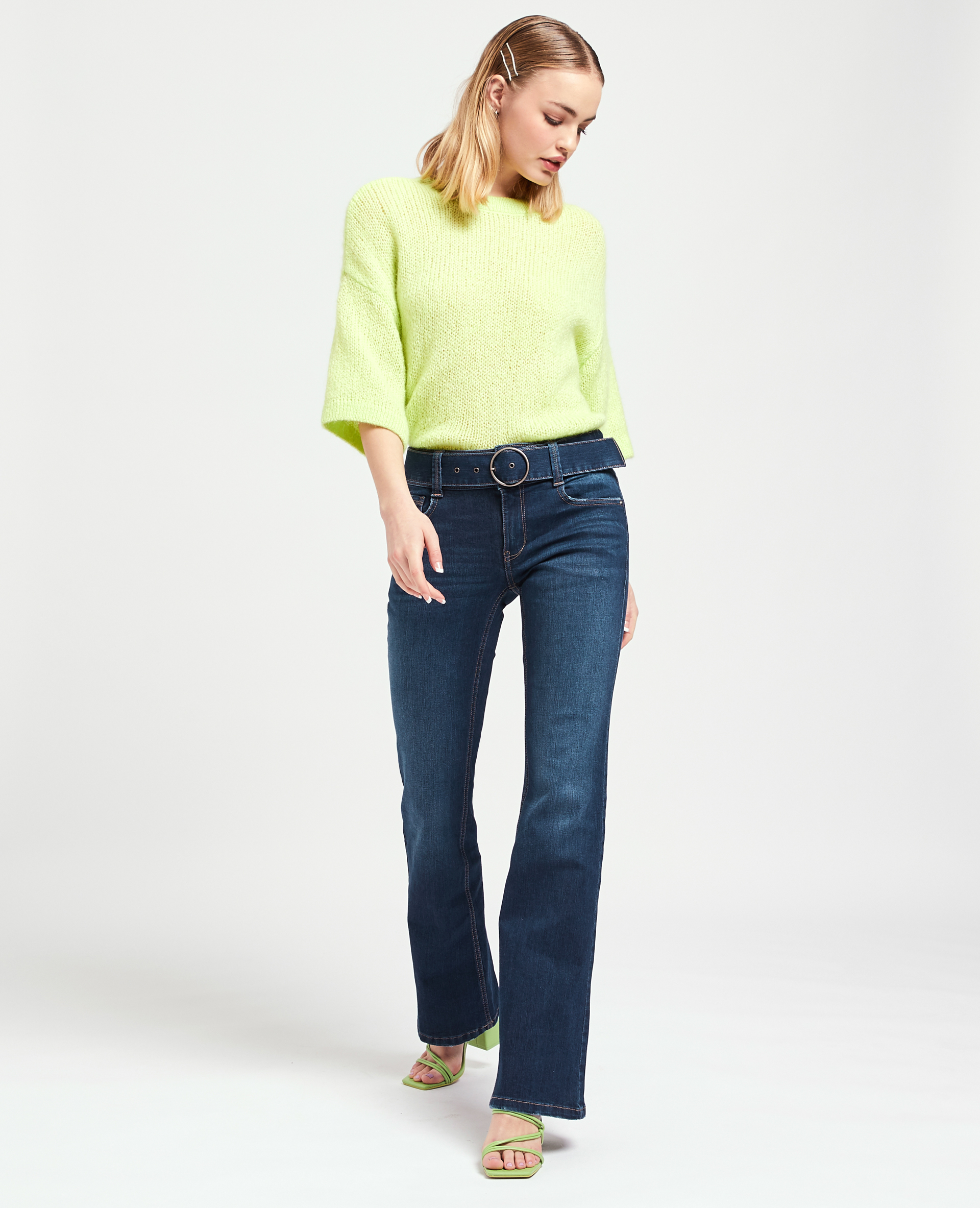 Jean flare taille basse avec ceinture bleu brut - Pimkie