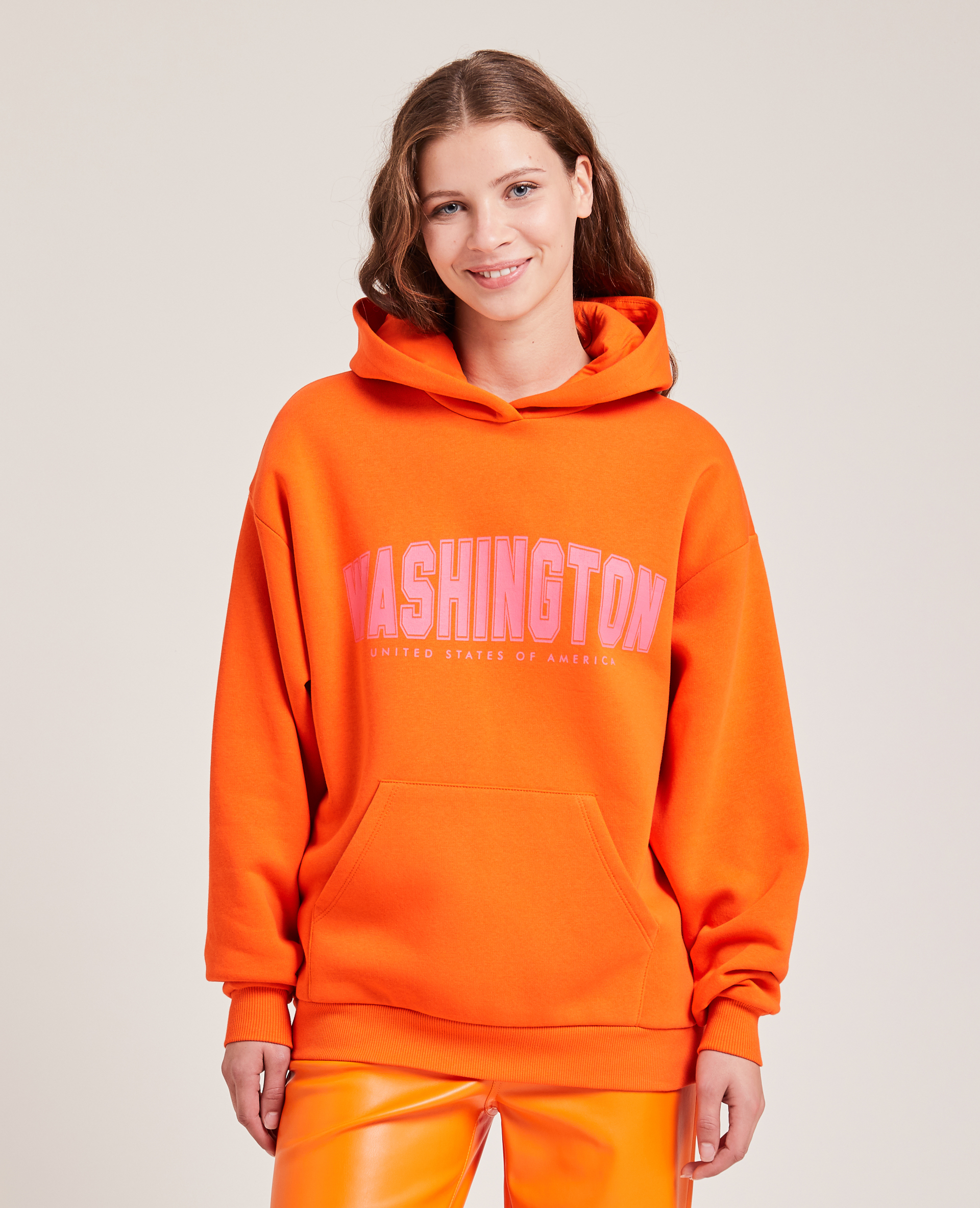 Sweat capuche avec flocage orange - Pimkie
