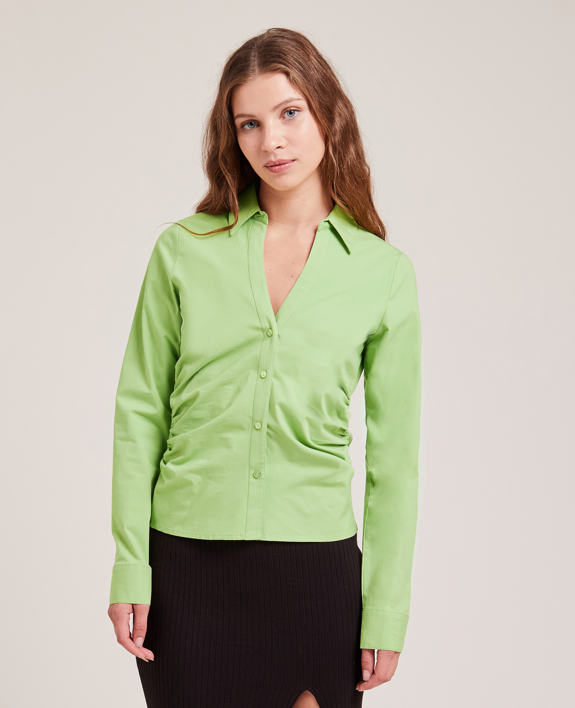 Chemise cintrée col V vert - Pimkie