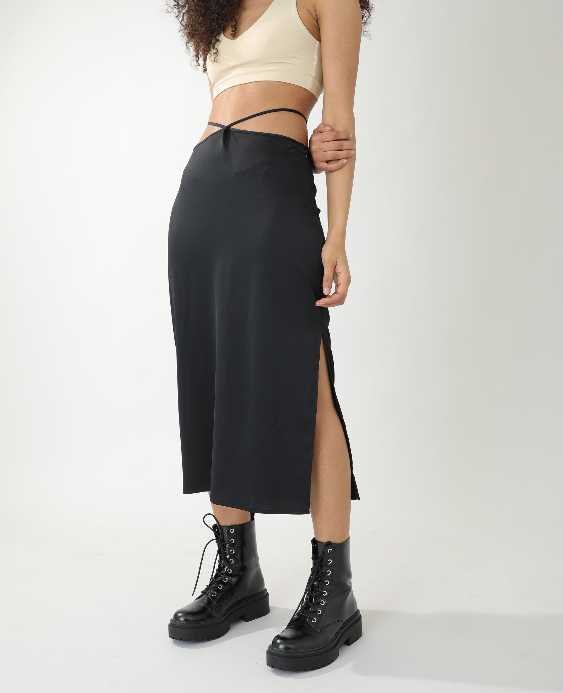 Jupe longue satin noire 2025