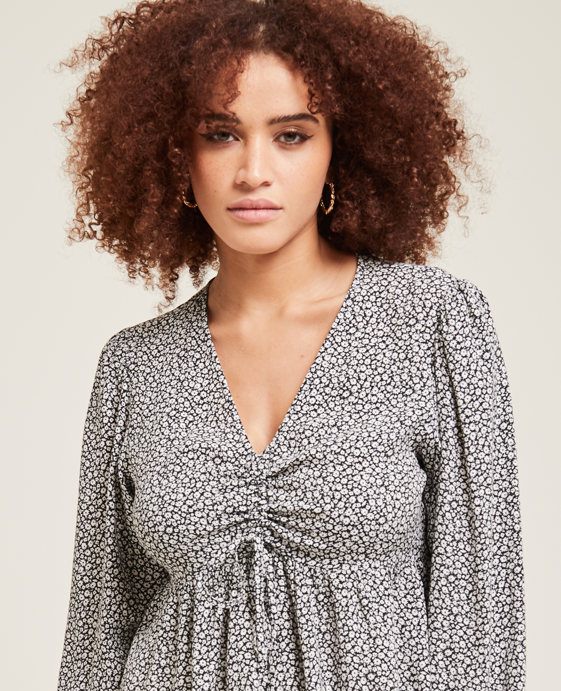 Blouse encolure V base volantée noir - Pimkie