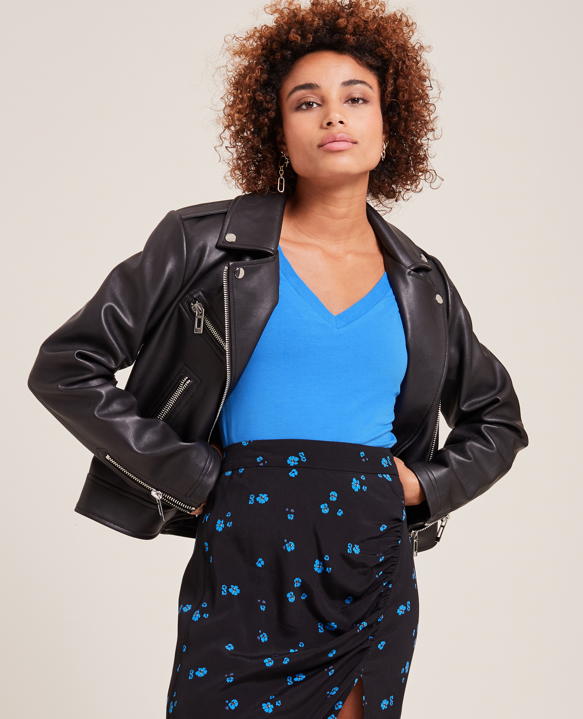 T-shirt col V bleu - Pimkie